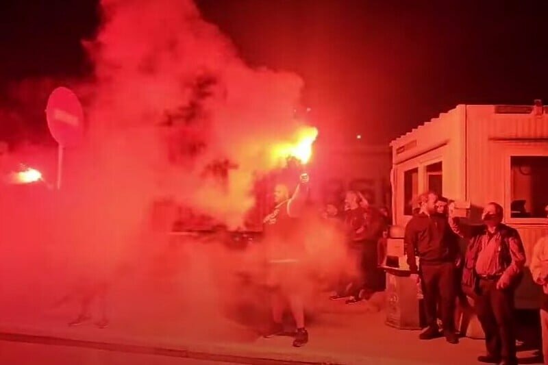 Sindikat se suprotstavio vladi: Kamion s raketi za Izrael zadržan u luci Pirej