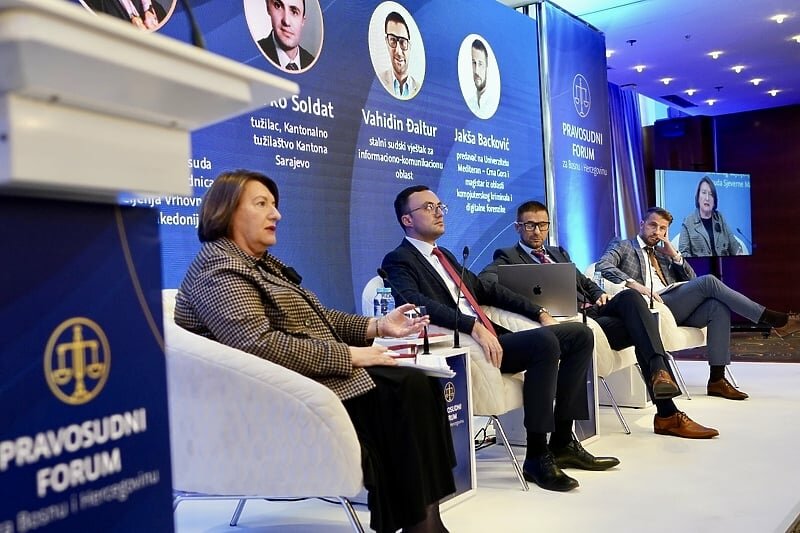 Osmi Pravosudni forum za BiH: Diskusija o zakonitosti digitalnih dokaza i novim oblicima kriminala