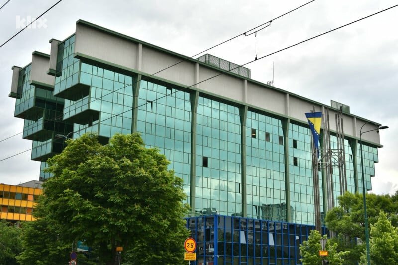 Otkriveni novi detalji o sukobu interesa: Tender zaštite u Elektroprivredi BiH duplo skuplji nego prije tri godine