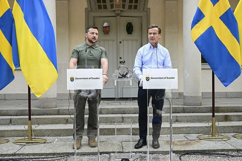 Ukrajina jača svoju vojnu moć sa 30 F-16 aviona: Pomoć od Švedske i Belgije