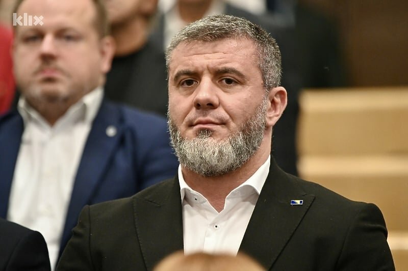 Paradigma Naše stranke: Zildžić otkriva kako su krivicu prebacili na Izetbegovića