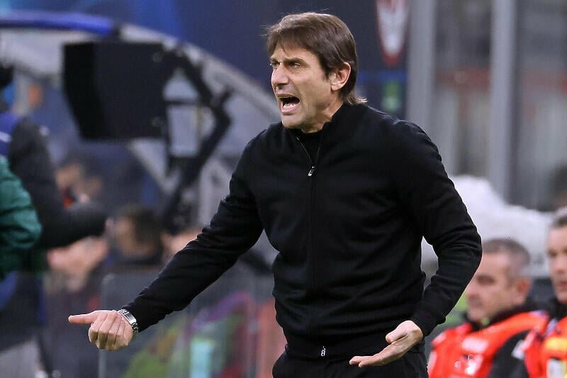 Konačna odluka: Conte odbio Milan, prihvatio ponudu Napolija za sedmogodišnji ugovor