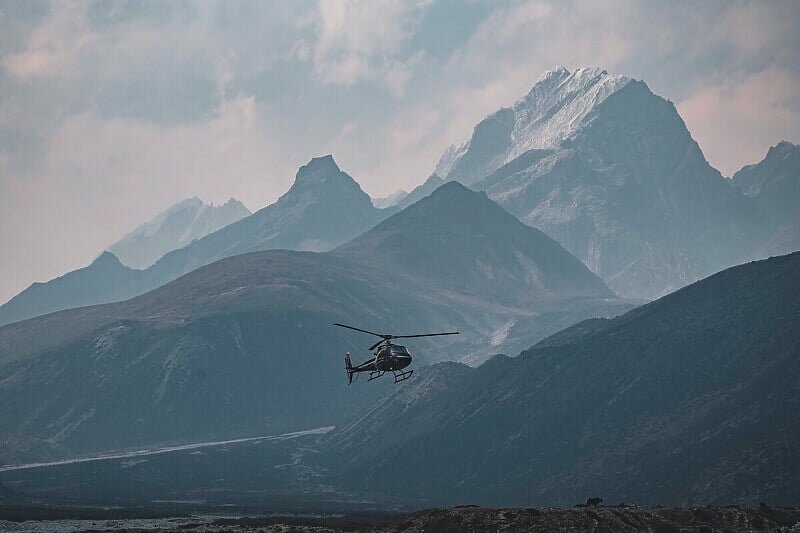 Advokat koji je pokrenuo peticiju za ograničavanje dozvola izjavio je da je sud osjetio potrebu da odgovori na zabrinutost građana o stanju planina u Nepalu