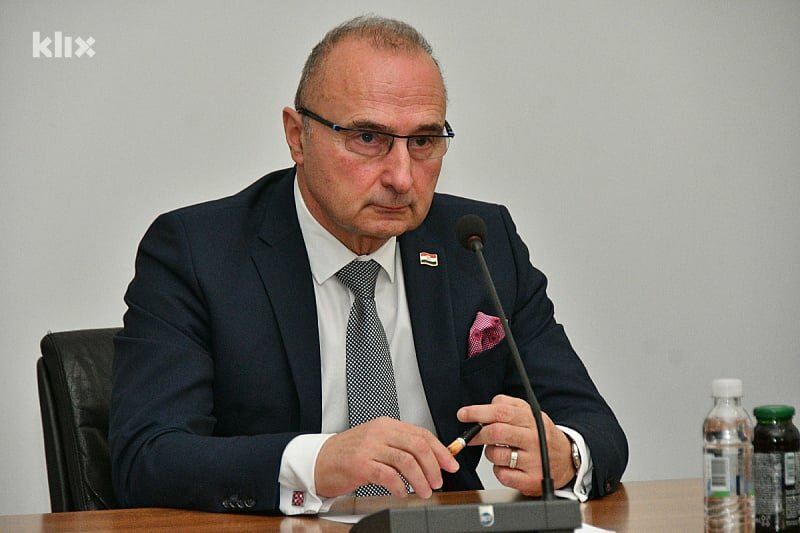 Mađarski ambasador pri NATO-u posjetio komandanta EUFOR-a nakon spornog atlasa koji uključuje teritorije Hrvatske