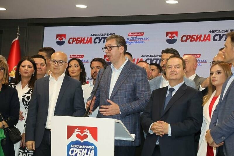 Vučić najavio pregovore sa listom građana u Nišu za zajedničko rješavanje problema