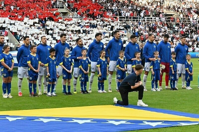 Nedostatak snage i umor utjecali na igru Zmajeva u borbi protiv Engleske - Barbarez ponosan na svoje momke