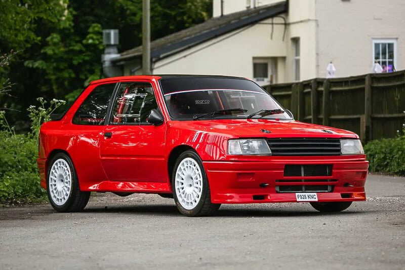 Sada je ovaj impresivni Peugeot 309 GTi spreman da pronađe novu kuću i da nastavi svoju trkaću karijeru na cesti ili stazi