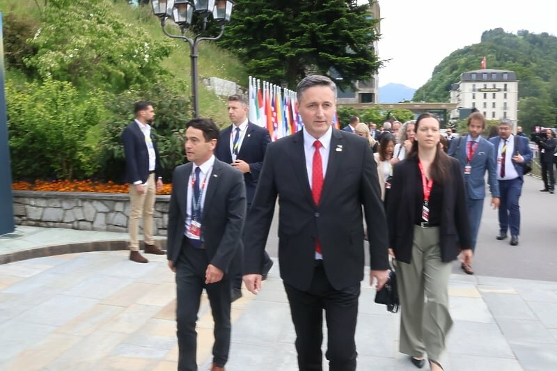 Njemački kancelar Scholz pozvao na Samit u Berlinu u cilju pronalaska rješenja za krizu u Ukrajini