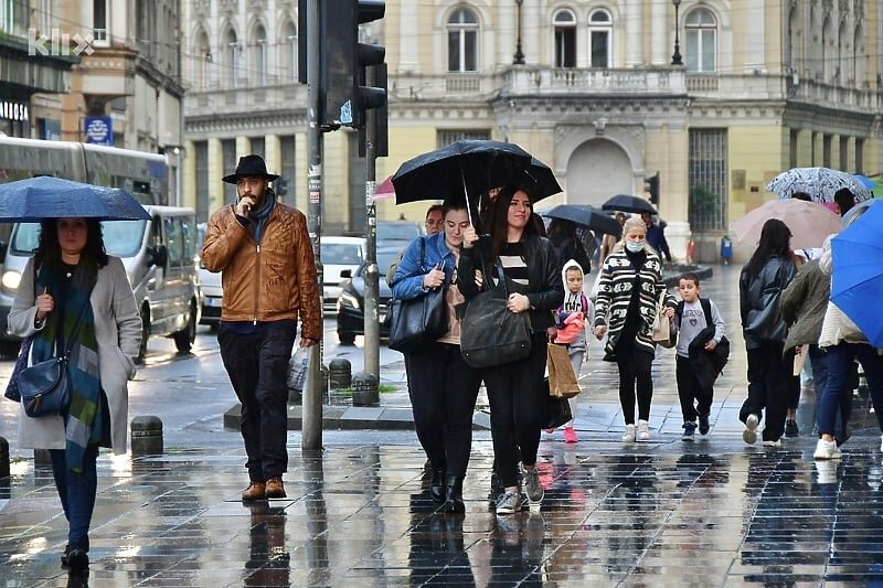 U srijedu ponovo kiša i pljuskovi, temperature do 22 stepena, a u četvrtak oblačno s mogućim jačim pljuskovima