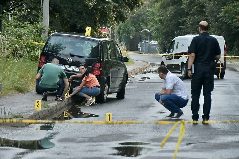 Misteriozna saobraćajna nezgoda: Oštećeno vozilo i nedostupni izvori informacija