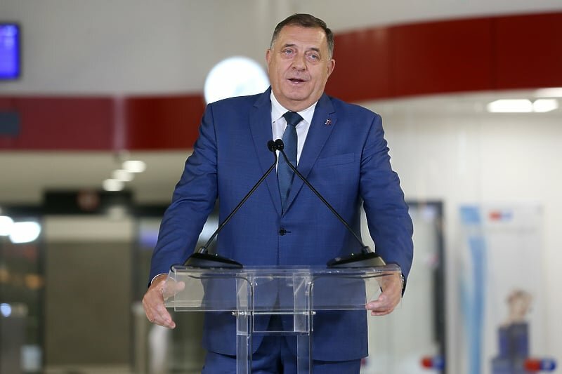 Dodik: Sattler se miješa u unutrašnje poslove BiH i ne poštuje Bečku konvenciju