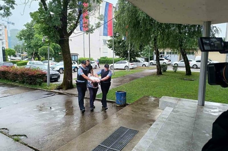 Tužilac traži pritvor za osumnjičenog pedofila koji je putem TikToka slao eksplicitne poruke jedanaestogodišnjakinji
