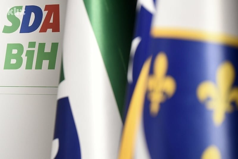 Nezadovoljan unutarstranačkim izborima, Aliefendić napušta SDA i kandiduje se kao nezavisni kandidat
