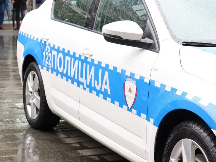 Policija u akciji: Dva hapšenja zbog pijanog ponašanja i uznemiravanja u saobraćaju