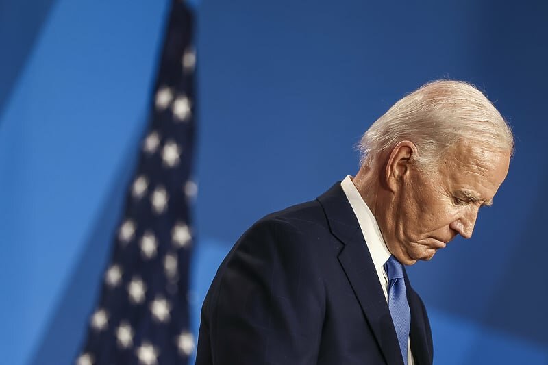 Biden odbija da se povuče, ali mračne sile ga potisuju: Šta je iza kulisa predsjedničke kampanje?