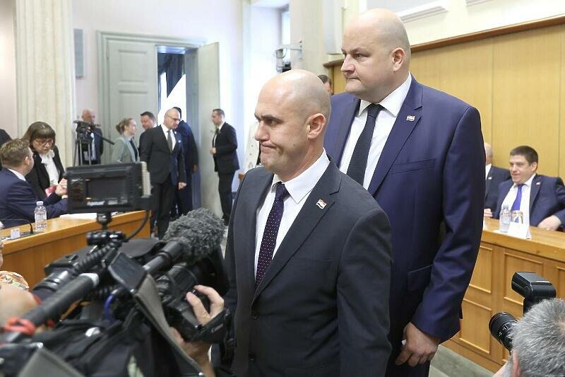 Kontroverze oko imenovanja novog ministra: Puljak sumnja u vjerodostojnost diplome Josipa Dabre