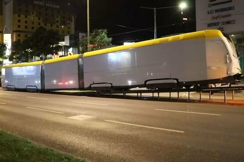 Historijska investicija: Nakon 40 godina, Sarajevo dobilo nove tramvaje