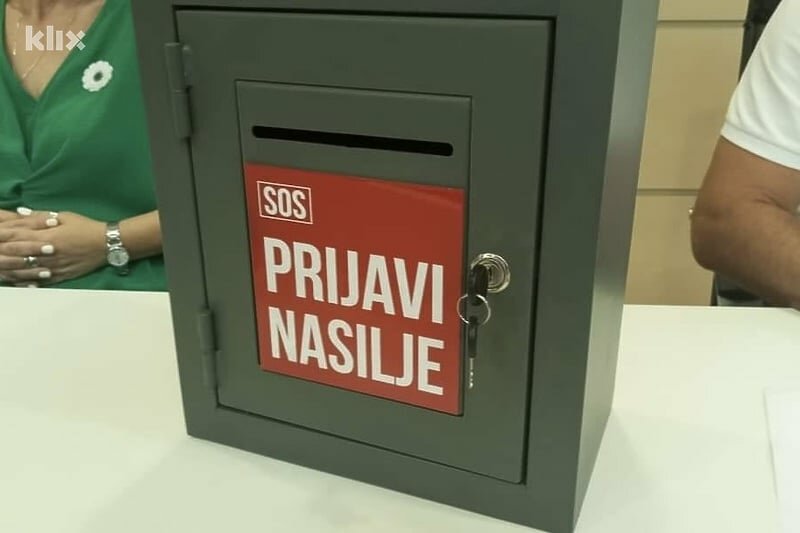 Gračanica prvi grad u BiH sa SOS sandučićima za anonimne prijave nasilja: Nova inicijativa za povećanje sigurnosti zajednice