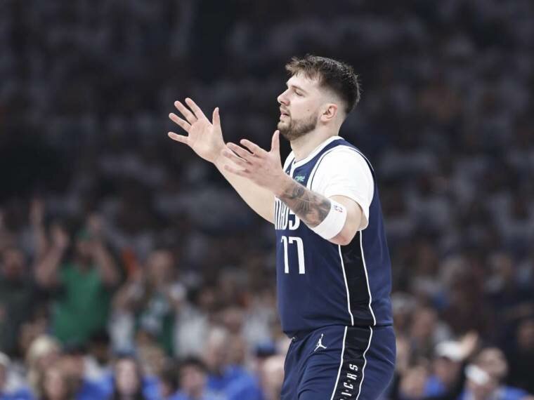 Luka Dončić sjajnim tripl-dablom odveo Maverikse do pobjede i borbe za titulu na Zapadu