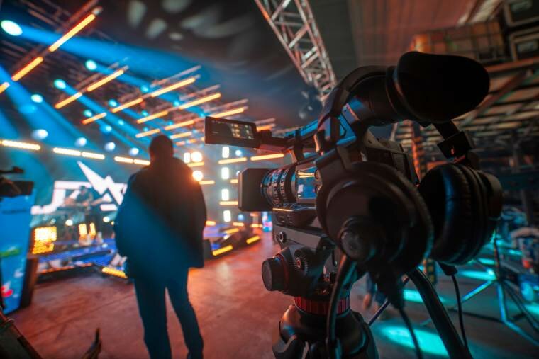 Una televizija u BiH se suočava sa teškim izazovima i donosi nepopularnu odluku o raspuštanju tima