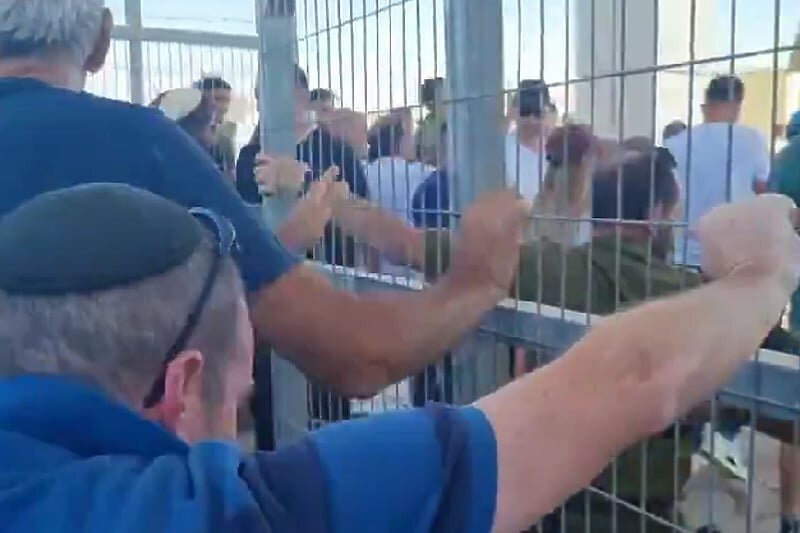 Zlostavljanje u najvećem pritvorskom centru u Izraelu izazvalo je proteste i pozive na odgovornost