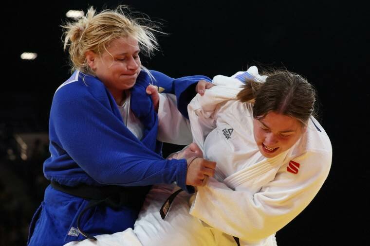 Nadahnuta borba naših džudistkinja na Olimpijskim igrama: Larisa Cerić i Aleksandra Samardžić u akciji