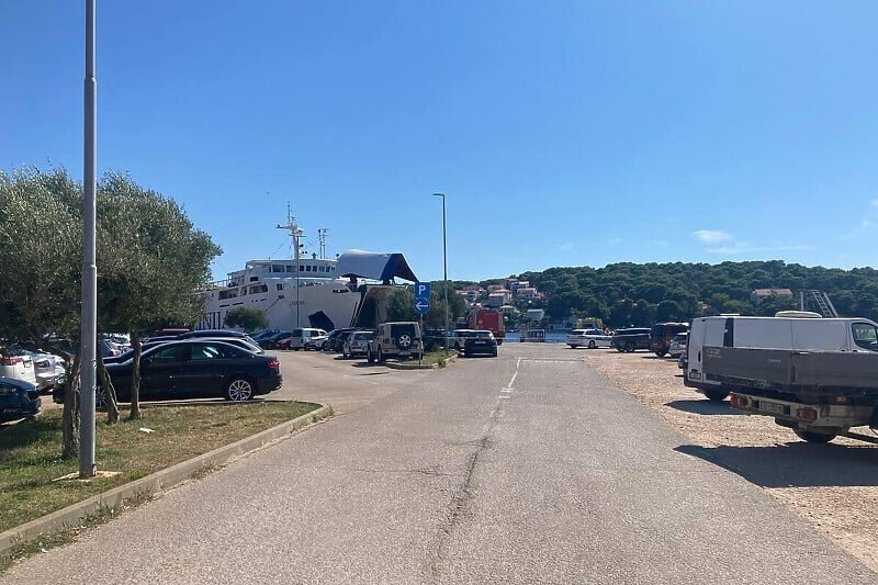 Ministarstvo objavilo: Tri mornara poginula u nesreći u trajektnom pristaništu na Lošinju