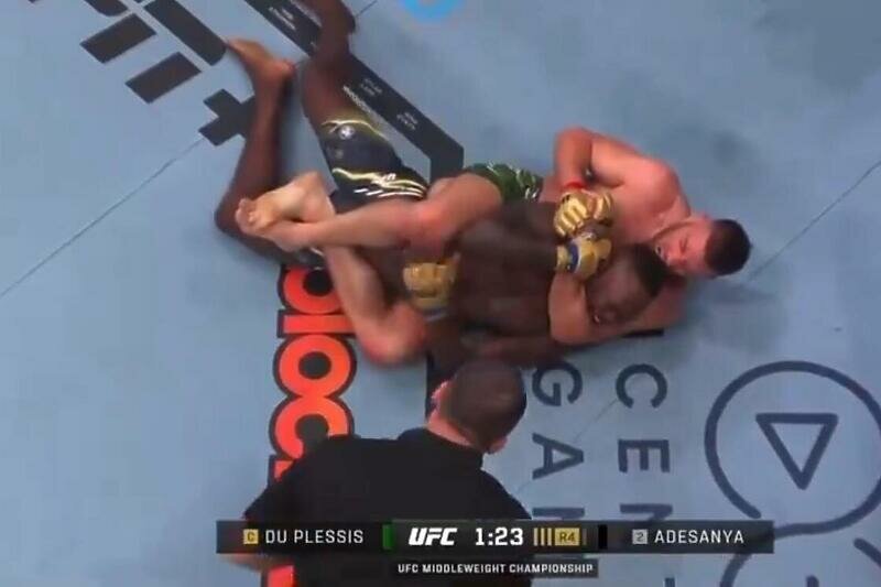 Rozenstruik porazio Tuivasu, a Du Plessis savladao Adesanyu na spektakularnom UFC 305 događaju