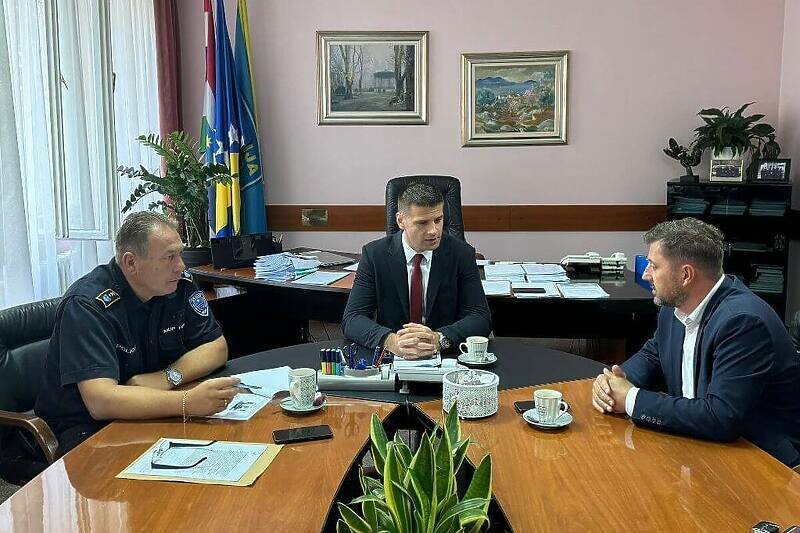 Policija uhitila sudionike napada u Mostaru, ministar Marić najavio nastavak djelovanja radi sprečavanja budućih incidenata