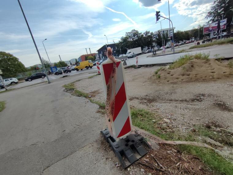 Bez odobrenja i bez dozvola - gradnja kružnog toka ugrožava Univerzitet