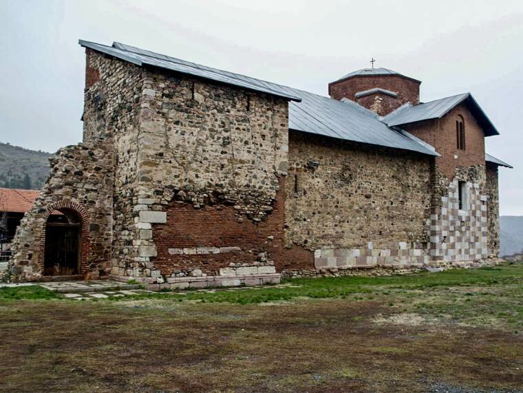 Turističke posjete manastiru ograničene: Koristite vikende za posjetu