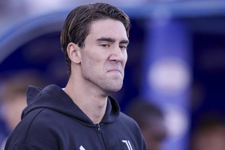Vlahović izostavljen iz tima i Kasanove kritike: Šta to znači za mladog fudbalera?